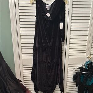 Elegant Black Velvet Dress